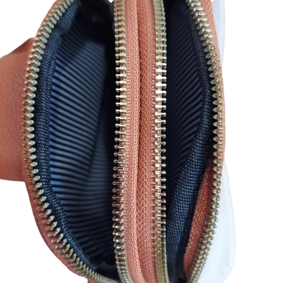 Crossbody Bags Women Small Fanny Pack New Front or Back Wear, Vegan Leather - Picture 6 of 12